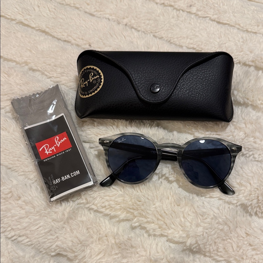 Ray-Ban RB 2180 Blue and Gray Round Sunglasses